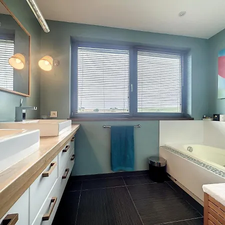 Duplex Salon-bureau & Chambre En Mezzanine * Opprebais